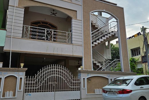 Athidi Mountain View Family s only