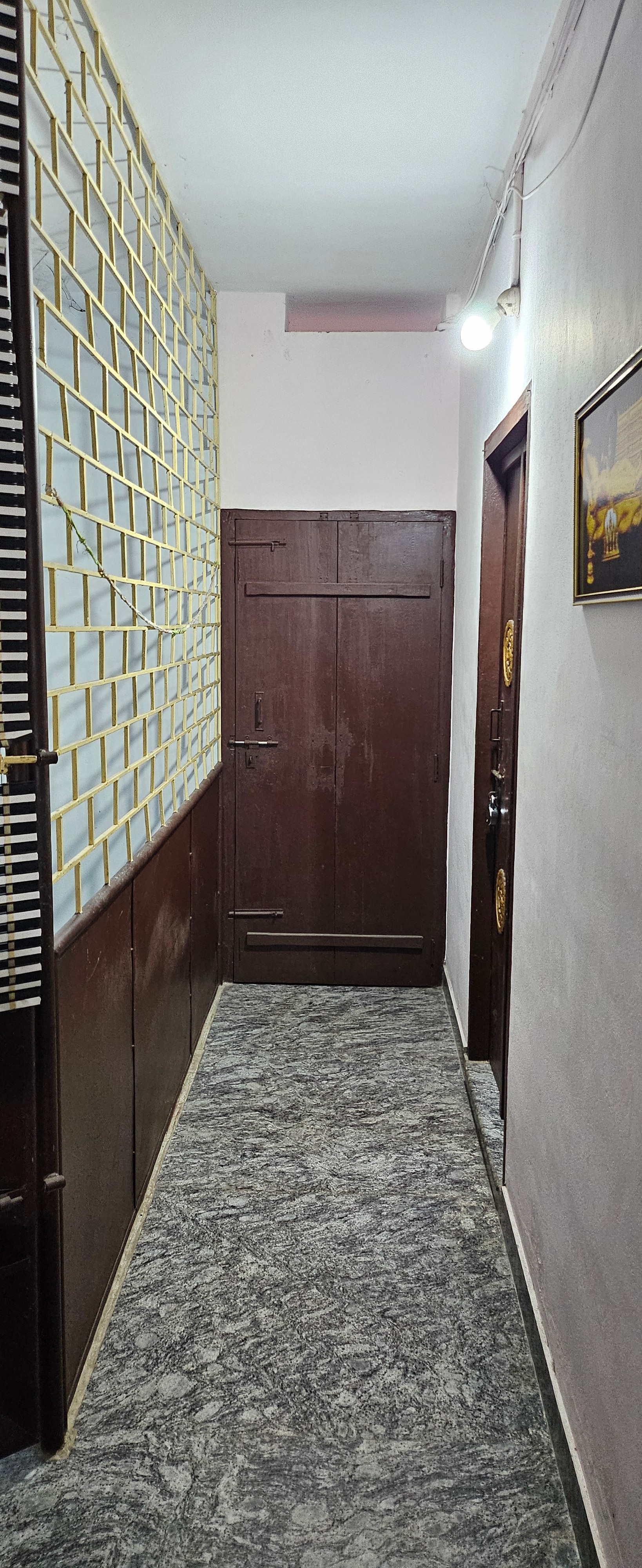 Temple View Homestay - Tap to explore photos
