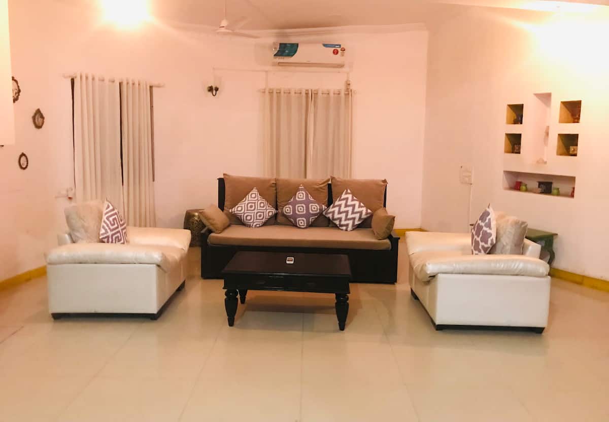 Birds Nest 1 BHK Villa | Pet-friendly - Tap to explore photos