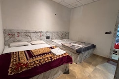 Gopi Narayan residency, Mathura