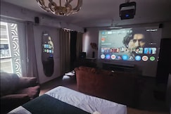 The Walnut Screen Home Theatre Surround Sound, Pune