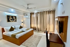 Aura Luxury Studio Near Artemis Hospital, Gurgaon