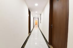 SBS Hotel Under Bridge, Delhi