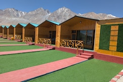 The Pangong Pearl, Pangong
