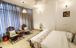 Premium Room with Mountain View