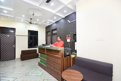 OYO 30743 Hotel Himalayan, Chandigarh