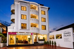 Hotel Sandra Palace, Thekkady