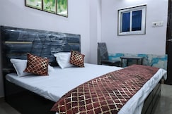 Mahadev (P) Guest House, Varanasi