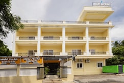 Blue Mount, Auroville