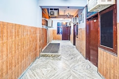 Hotel O The Glory Near Sector 18 Metro, Noida
