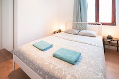 Saint Pauls 14-Persons Apartment, Antwerp