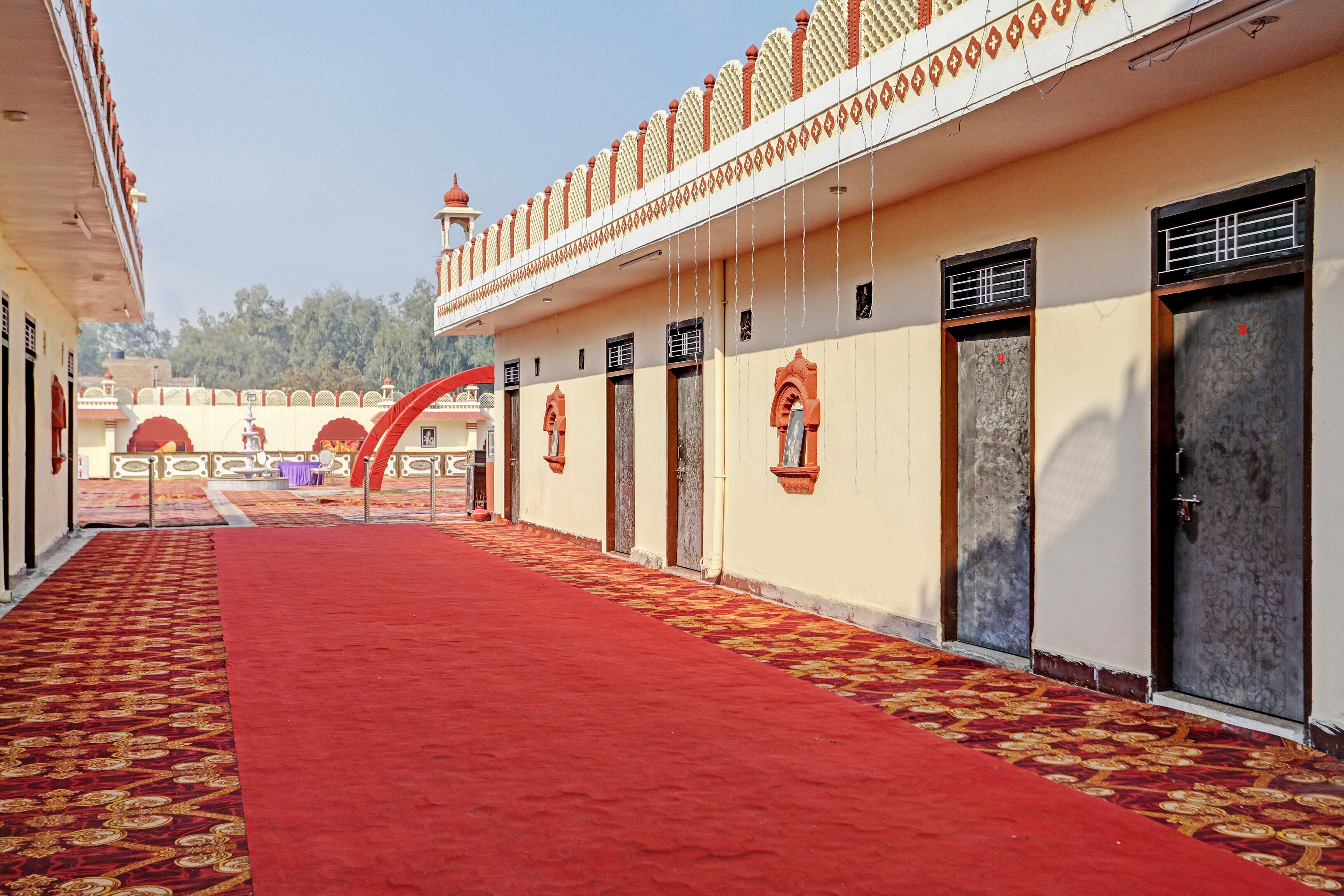 Hotel O Ridheshwar Palace - Tap to explore photos