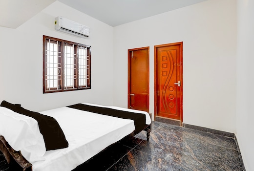 Hotel O Eswar Residency Avadi