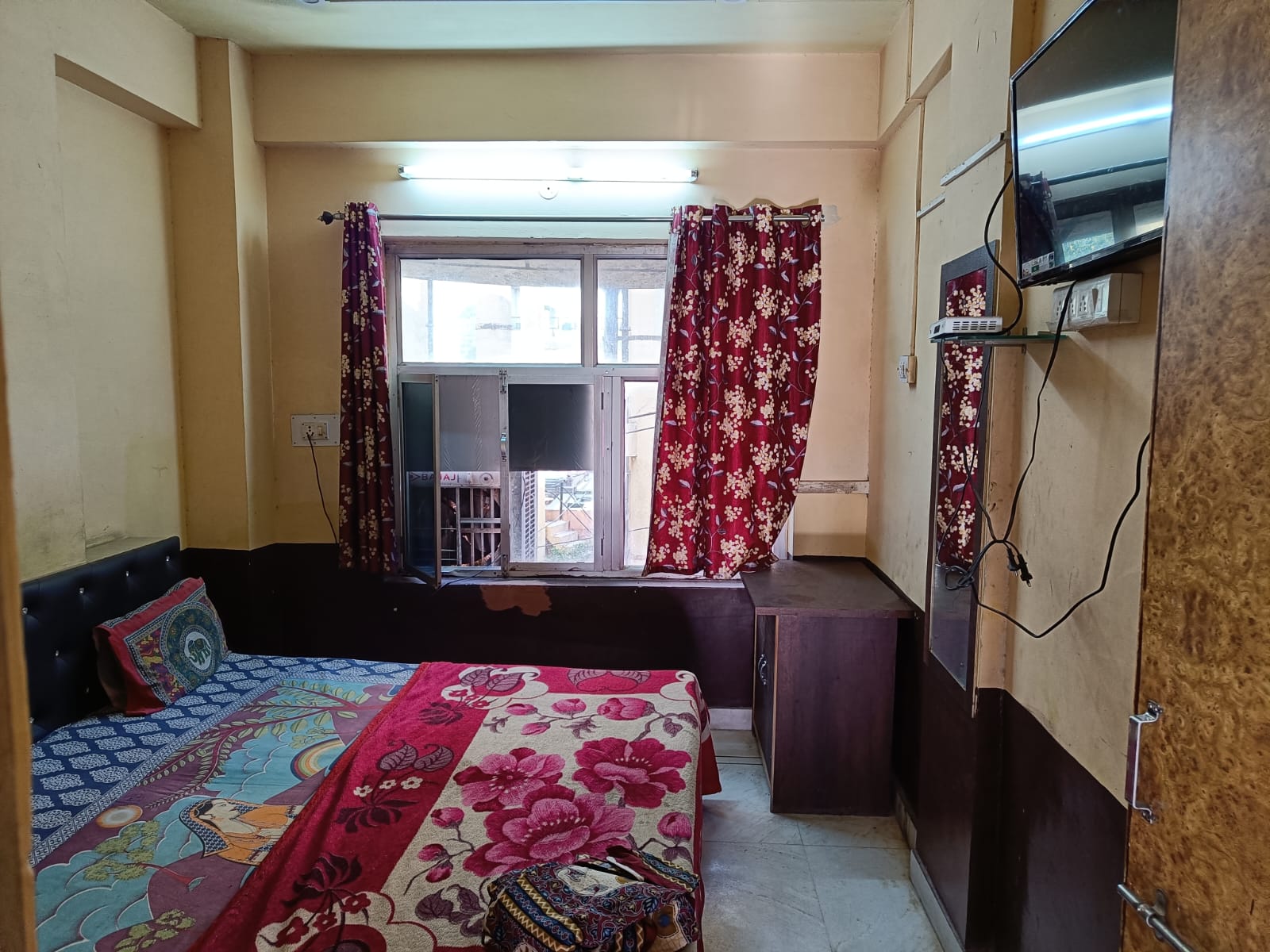 Jodhpur Guest House Lodge - Tap to explore photos