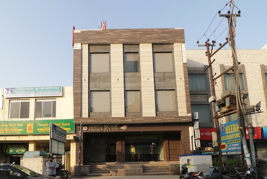 Hotel O Kanchan Residency
