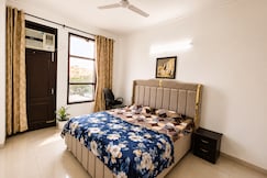 A Perfect Abode: 3BHK Bliss with Every Amenity, Zirakpur