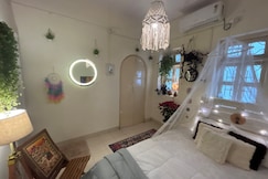 Cozy classic Bohemian house, Pune