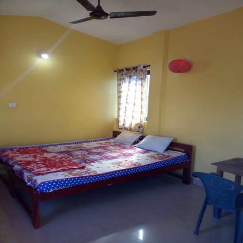 Shiva Shanti Guest House - Tap to explore photos