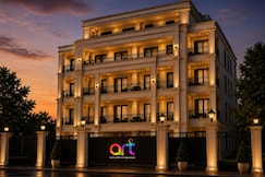 Art Luxury Service Apartment Golf Course Road, Gurgaon