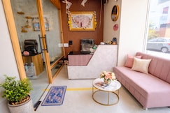 Rukkmannie Holiday Inn, Ujjain