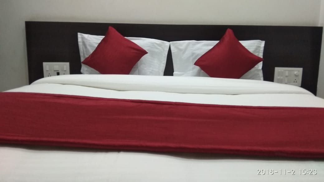 Hotel Gayatri - Tap to explore photos