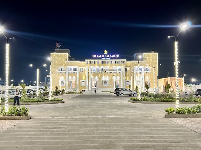 Palak Palace Resort and Garden - Tap to explore photos