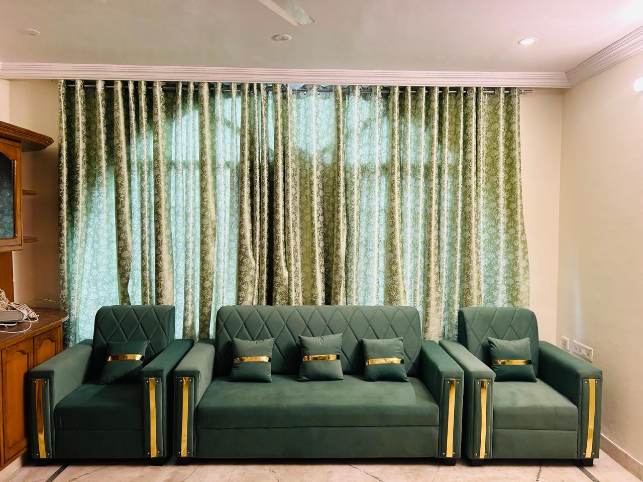 GK Luxury Guest House - Tap to explore photos