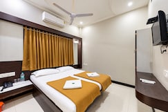 Hotel Adarsh Deluxe, Kolhapur
