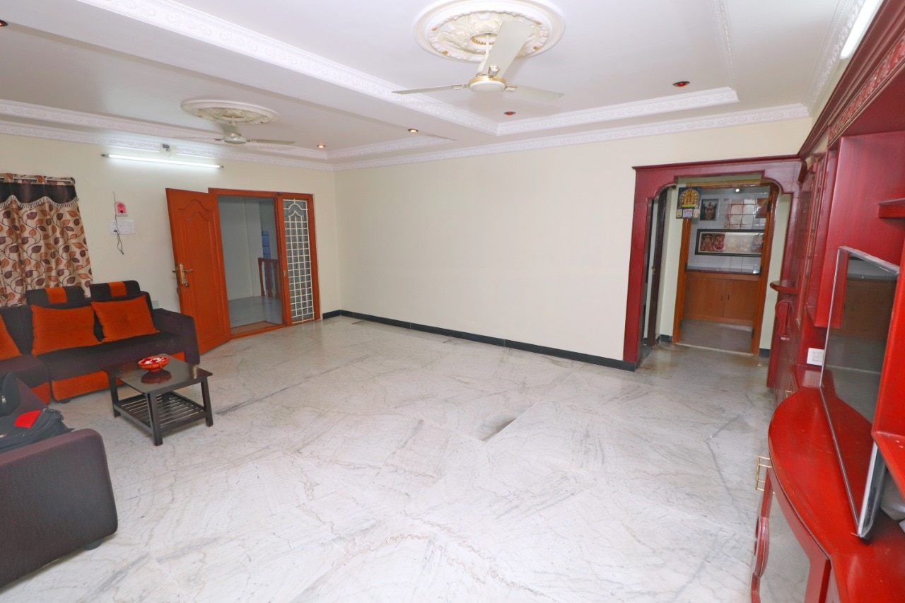 Anjaneya Service Apartment - Tap to explore photos