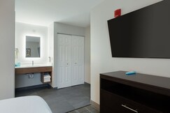Staybridge Suites MADISON-EAST, an IHG hotel, Dane