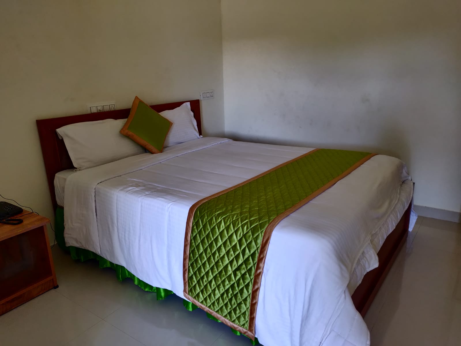 Madurai Machan Residency - Tap to explore photos