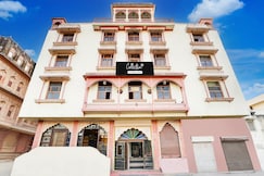 Super Collection O Gangapole Amer Road Formerly Rewa Garh, Jaipur