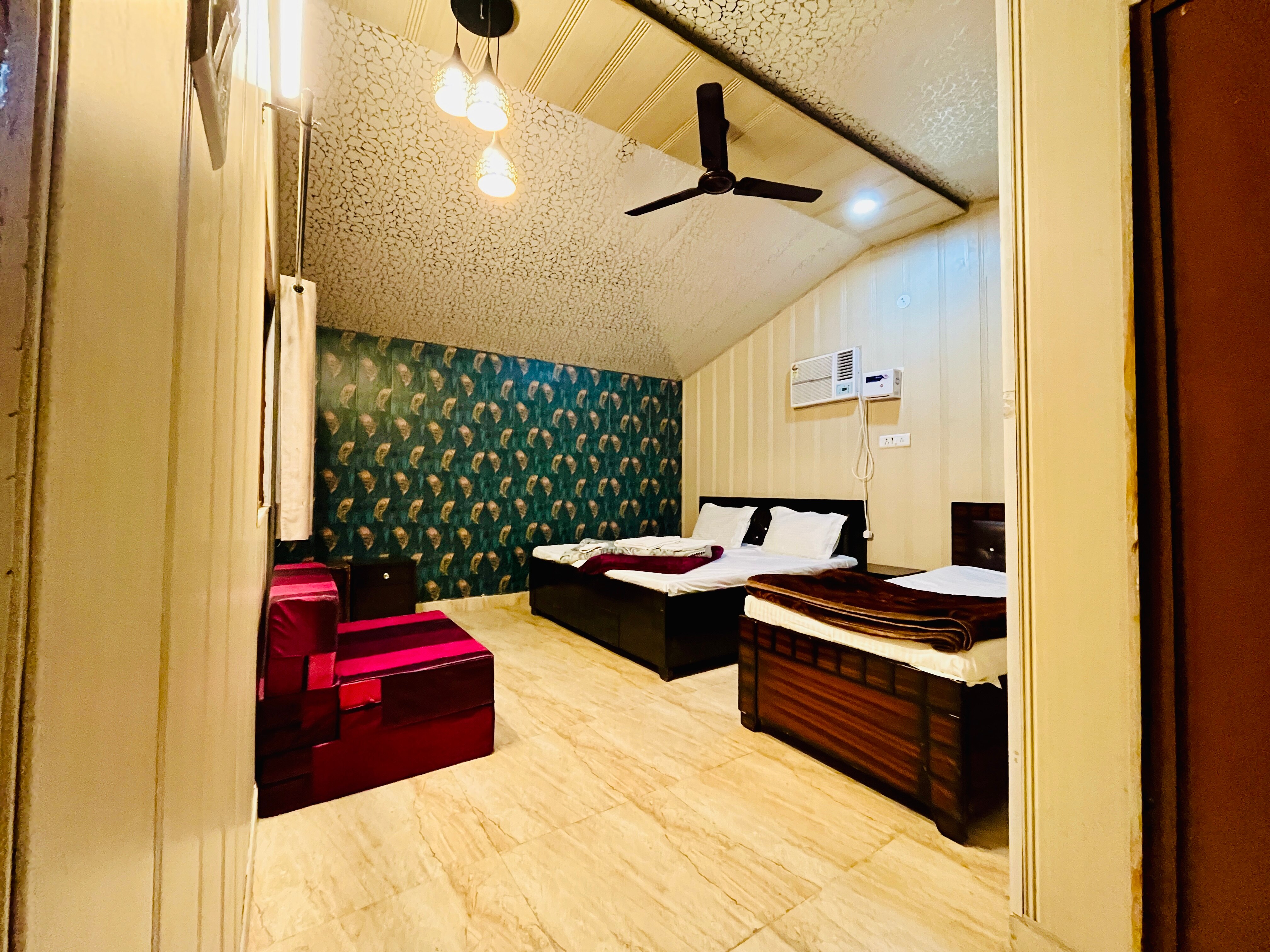 VALLEY KING RESORT - RISHIKESH - Tap to explore photos
