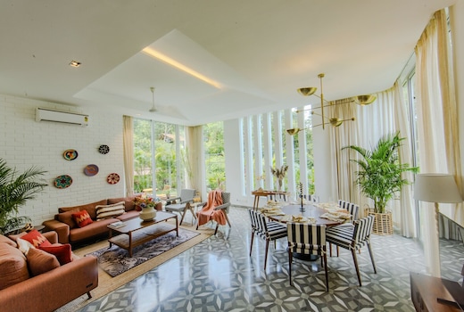 Presidential Villa 3BHK in Anjuna by Orange Sunsets
