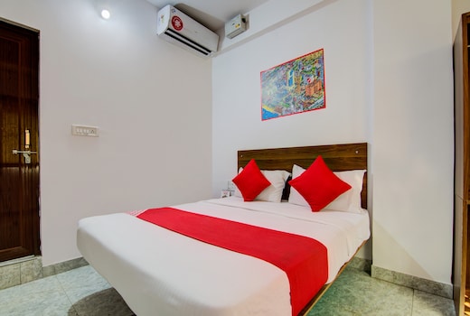 Hotel O Varcity Comforts Near Ragigudda Sri Prasanna Anjaneyaswamy Temple