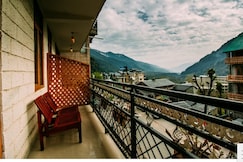 The Pearl Blue Manali, Manali