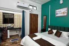 Eiryn Stays | With Private Kitchen, Guwahati