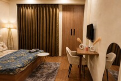 cozy staycation, Greater Noida