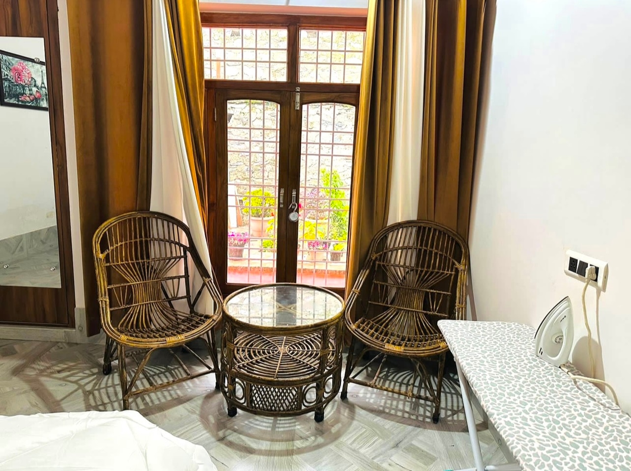 MANNAT COTTAGE - Tap to explore photos