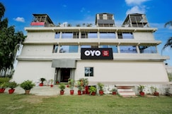 Hotel O Samaira Green, Bhopal