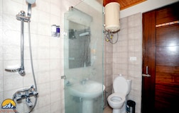 Huntsmen villa with private terrace