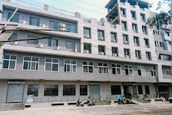 Hotel Parakh Rooms And Banquet, Raipur, Chhattisgarh