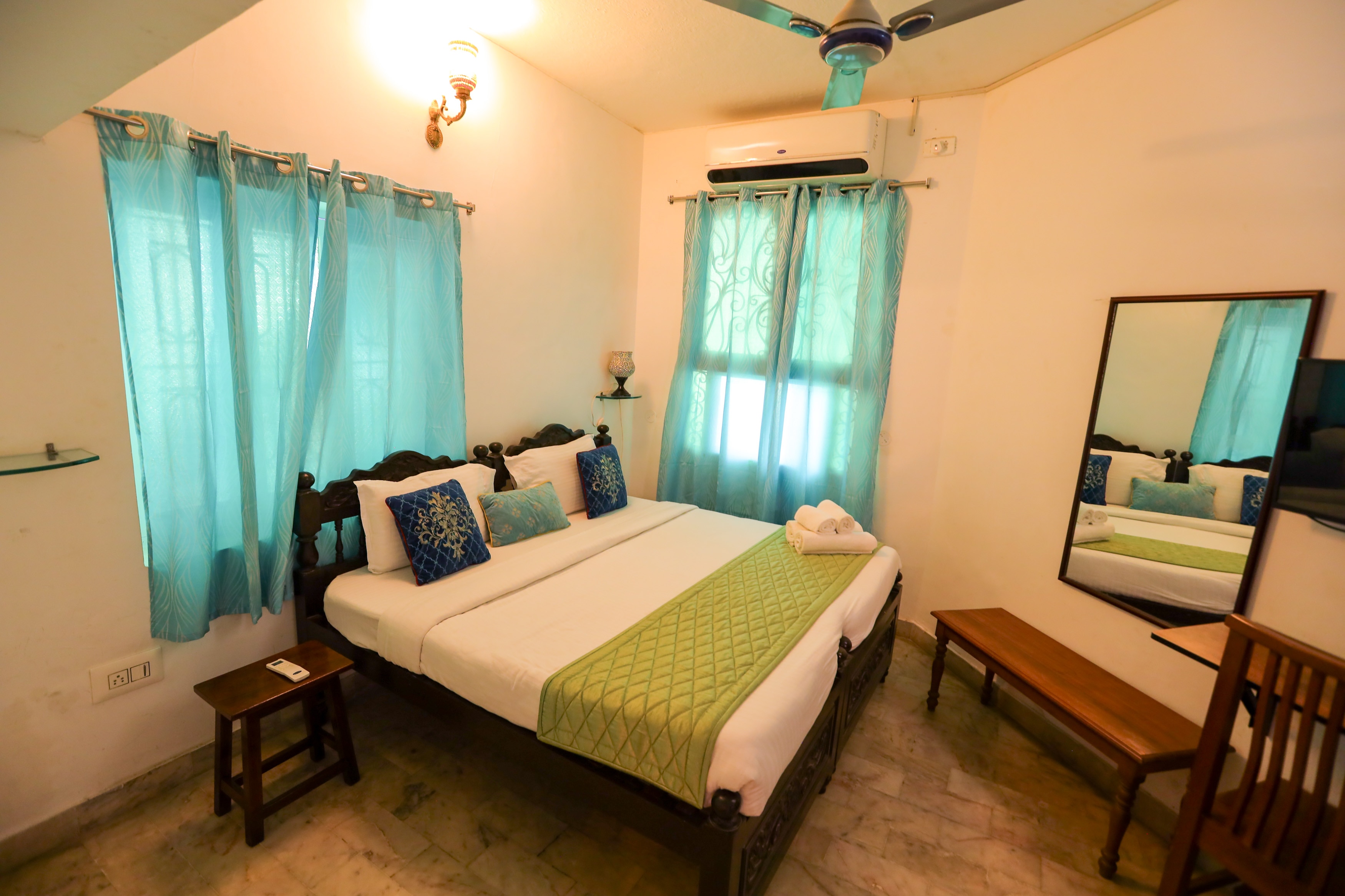 Le Clarisse Guest House - Tap to explore photos