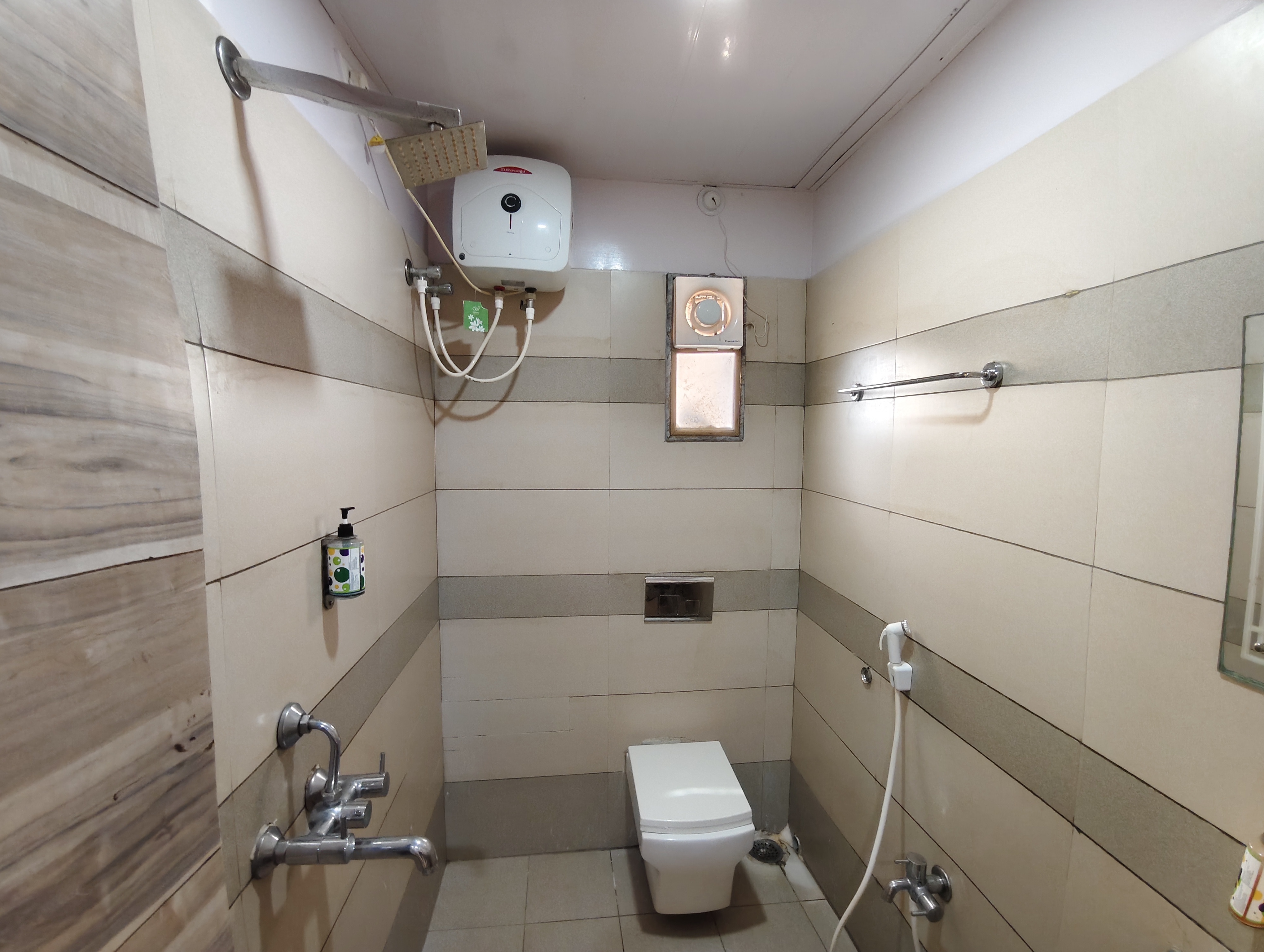 Hotel  Aatithya - Tap to explore photos