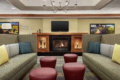 Hampton Inn & Suites Frederick-Fort Detrick, Frederick