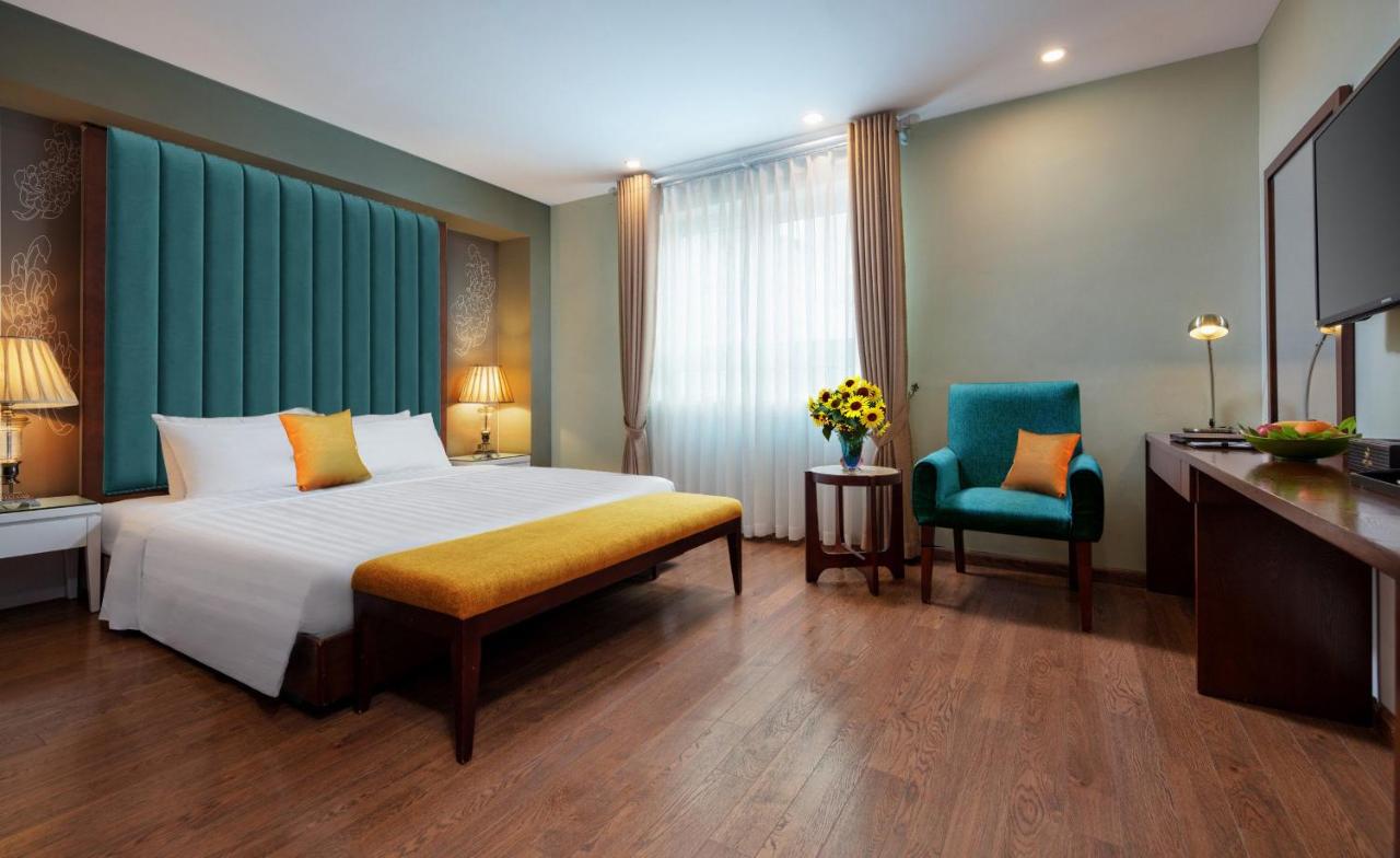 Skylark Hotel Hanoi - Tap to explore photos