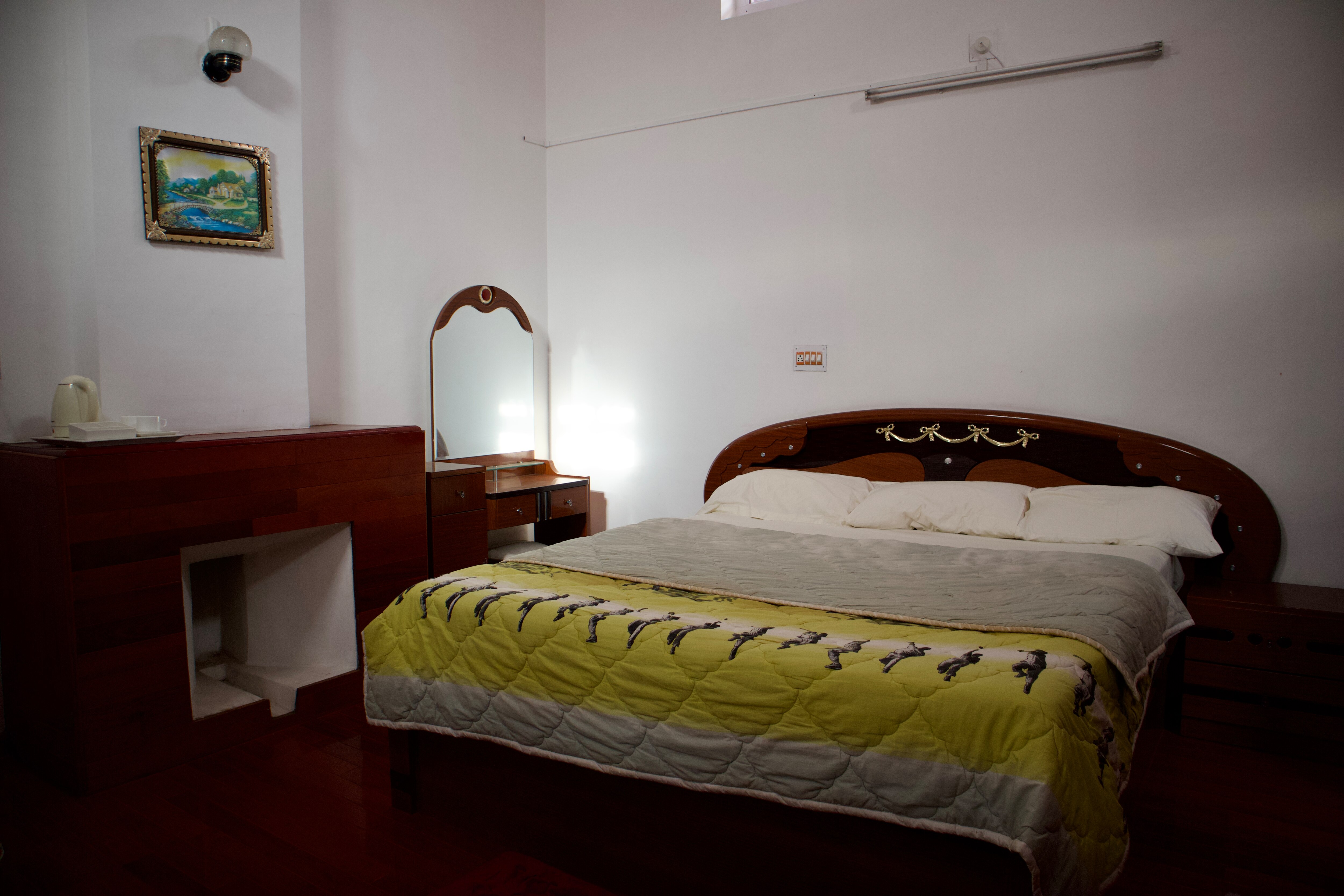 The Nest Homestay - Tap to explore photos
