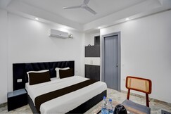 Hotel O Premium Rooms, Faridabad