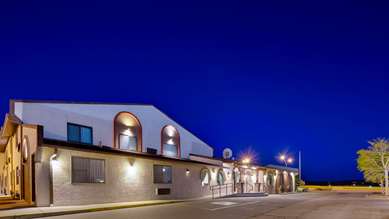 Best Western West Hills Inn - Tap to explore photos