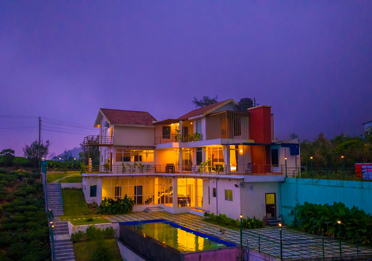 Irish County Vagamon by Voye Homes - Tap to explore photos